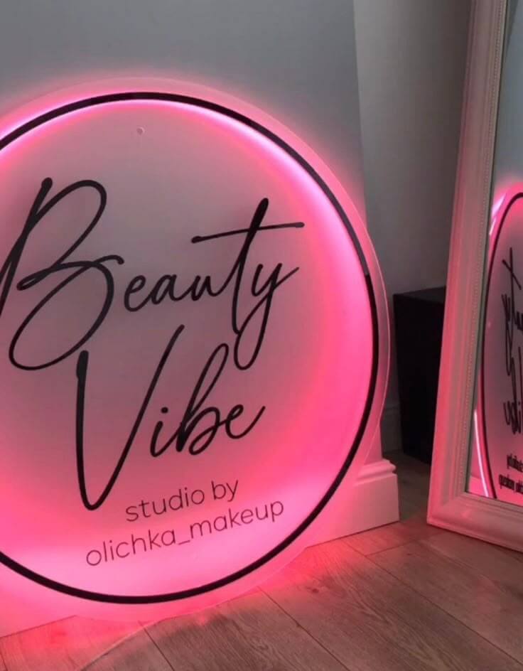 logo do salonu urody